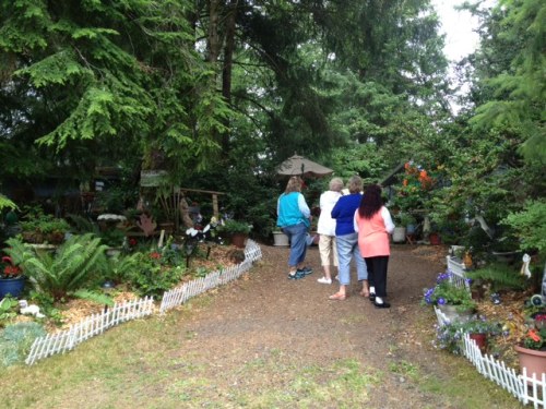 As we left, another group of tour guests were just entering Darla's garden of wonders.